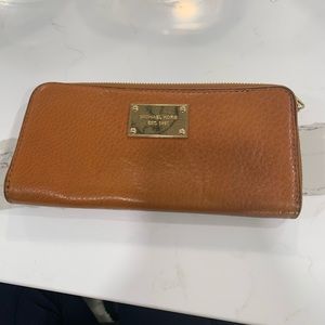 Chestnut Michael kors wallet